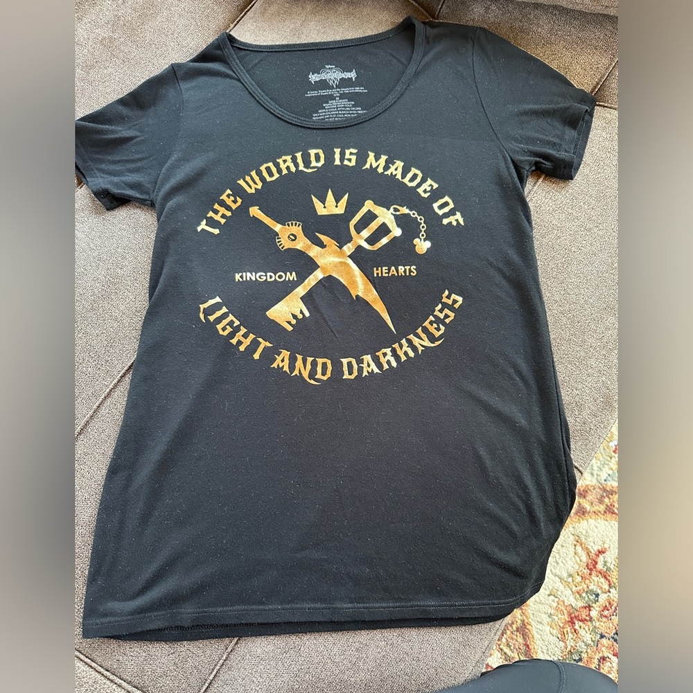 Disney Kingdom Hearts Black Gold Foil Design T-Shirt Size M